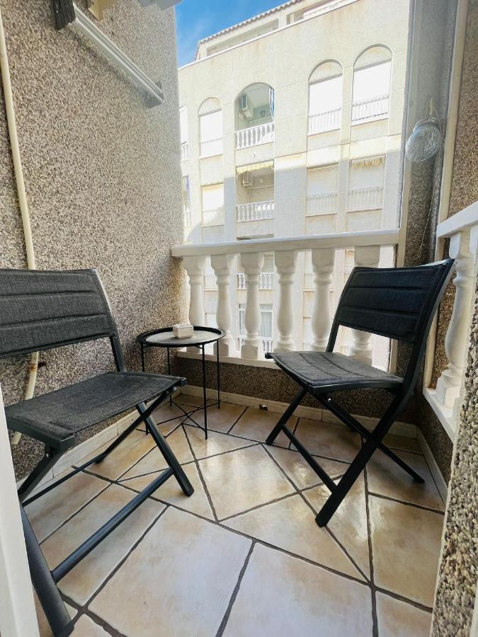 Anett Apartment Torrevieja Exterior photo